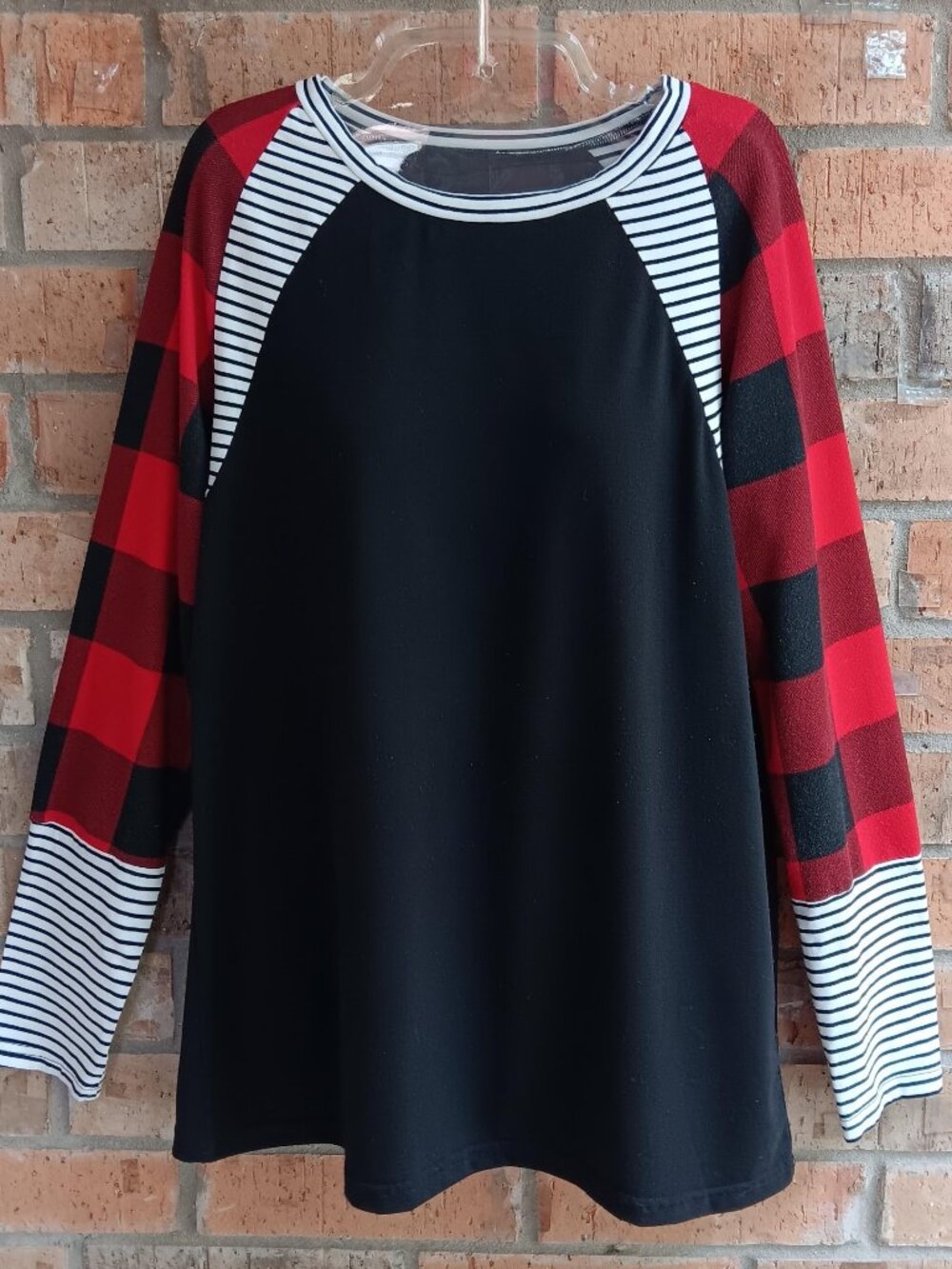 Womens Top Blouse Pullover Long Sleeves Colorblock Black Striped Plaid Size M